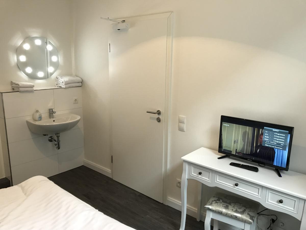 Hotel Fame Am Hauptbahnhof Hamburg Dış mekan fotoğraf